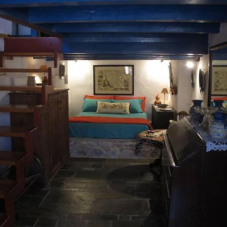 Blue Door Apartment Monemvasia Exterior photo
